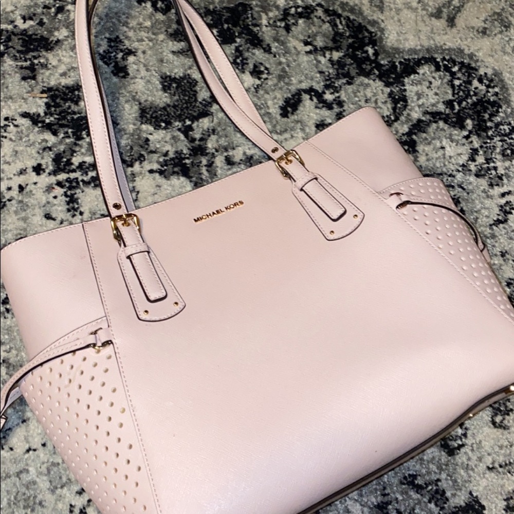 Michael Kors purse, blush pink